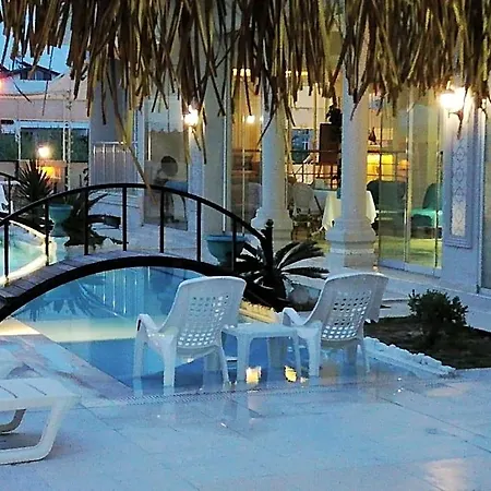 Hotell Dolunaydin 3*